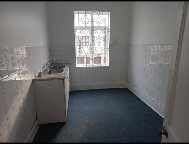 BUSINESS PROPERTY TO RENT IN GLENWOOD